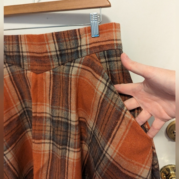 Chicwish Orange Plaid Skirt **with pockets!!** - Picture 3 of 7